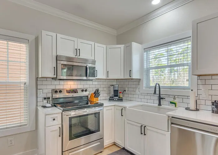 Resort Perks! Family-Friendly Perdido Key Cottage Holiday home